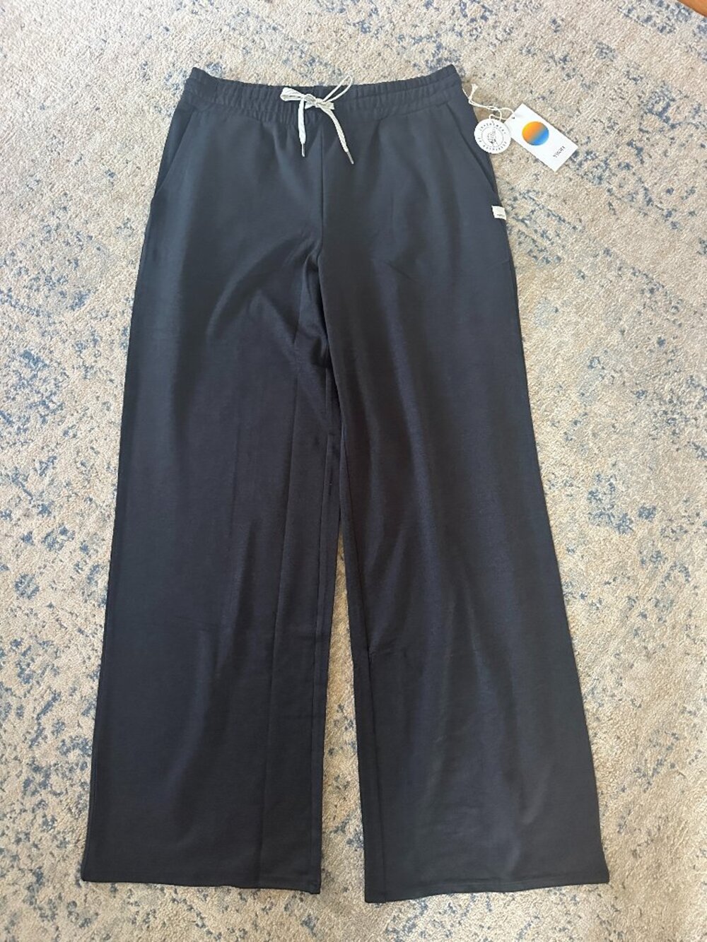 NWT Vuori Halo Essential Wideleg Pants Black Heather M - Picture 2 of 10